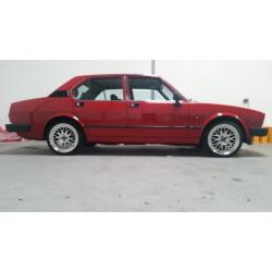 Alfa Romeo Alfetta 2.0 1982 Rood