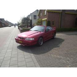 zeer nette ford mustang cabriolet 3.8 v6