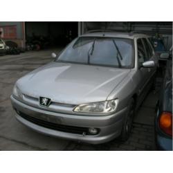 Peugeot 306 2.0 - 2000 ONDERDELEN 7017 1