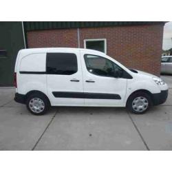 Peugeot Partner 1.6hdi 90pk* sch/deur* airco* 3 zits