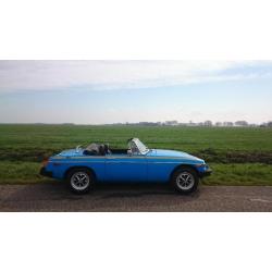 MG B roadster tourer MGB cabrio cabriolet