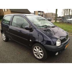 Renault Twingo 1.2-16V Initiale lichte schade