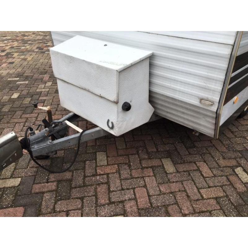 ROLLER mini caravan (bj 1981)