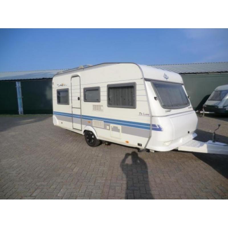 Hobby De luxe 450 vastbed met mover