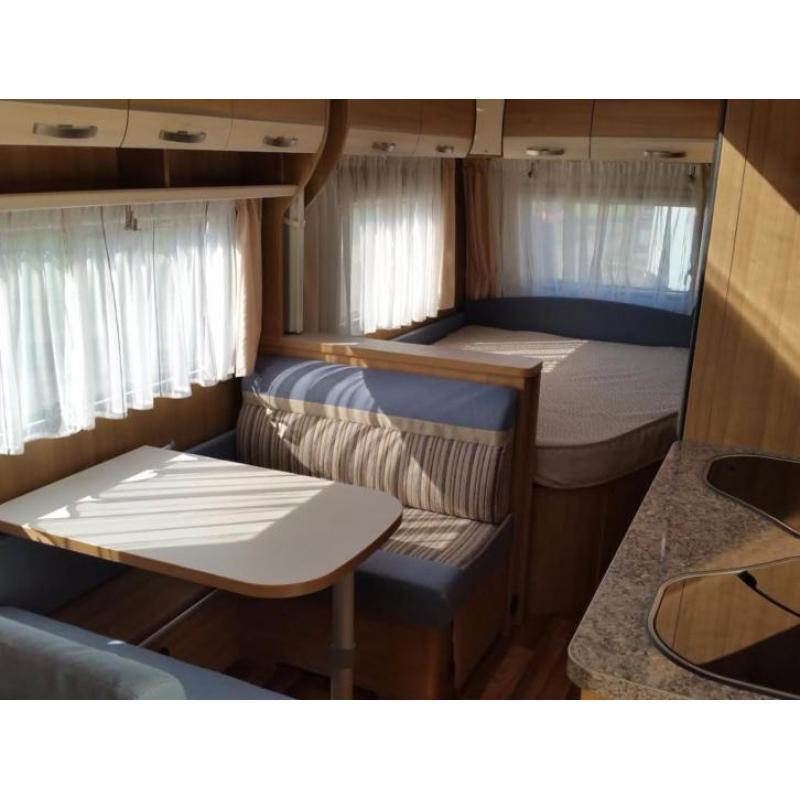 505 en 560 Exciting 2015 stapelbed ook gezocht Eriba , Hymer