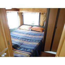 Knaus Azur 450 2003 Frans bed, Airco ((Ook zondags open))