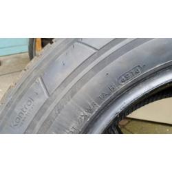 Banden 215/75/R16C 113/111R