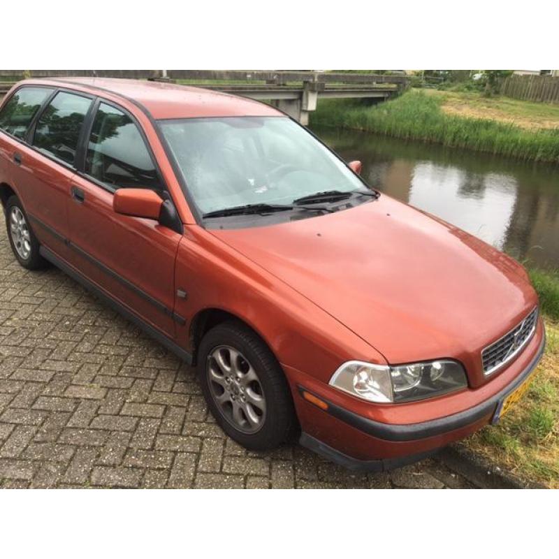 Volvo V40 Europa 2.0L 16V 1999 Bruin Airco***