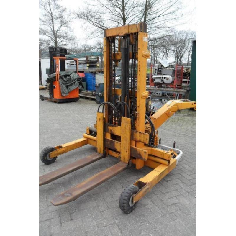 Kooiaap 1500kg met uitschuif lepels (a7)45