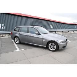 BMW 3-Serie 1.6 I 316 90KW Touring 2009 Grijs