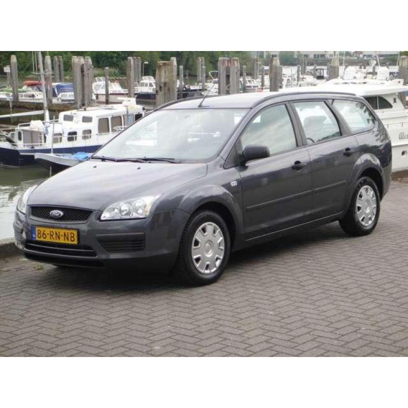 Ford Focus 1.6 TDCI Ghia NIEUWE APK / NAP / 1STE EIGENAAR