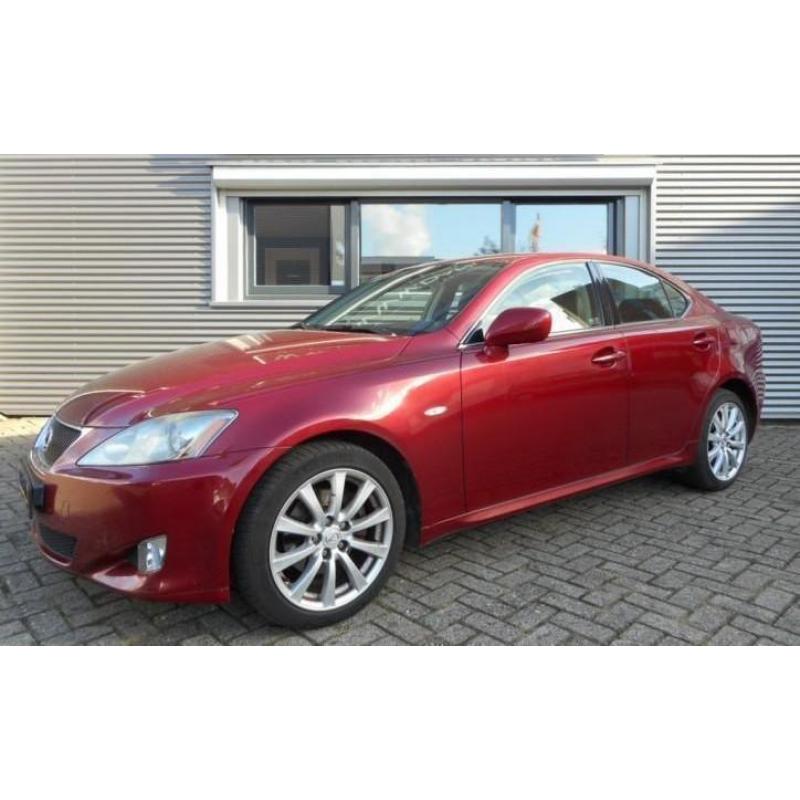 Lexus IS 220D 2.2 D Luxury Business 2006 Rood.met. Nwe APK