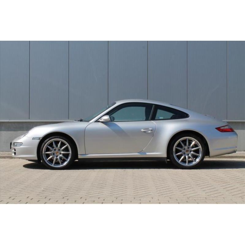 Porsche 911 3.6 CARRERA 4 COUPE 31000 KM SCHUIFDAK NAVI 19 I