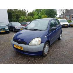 Toyota Yaris 1.0-16V VVT-i Terra (bj 1999)