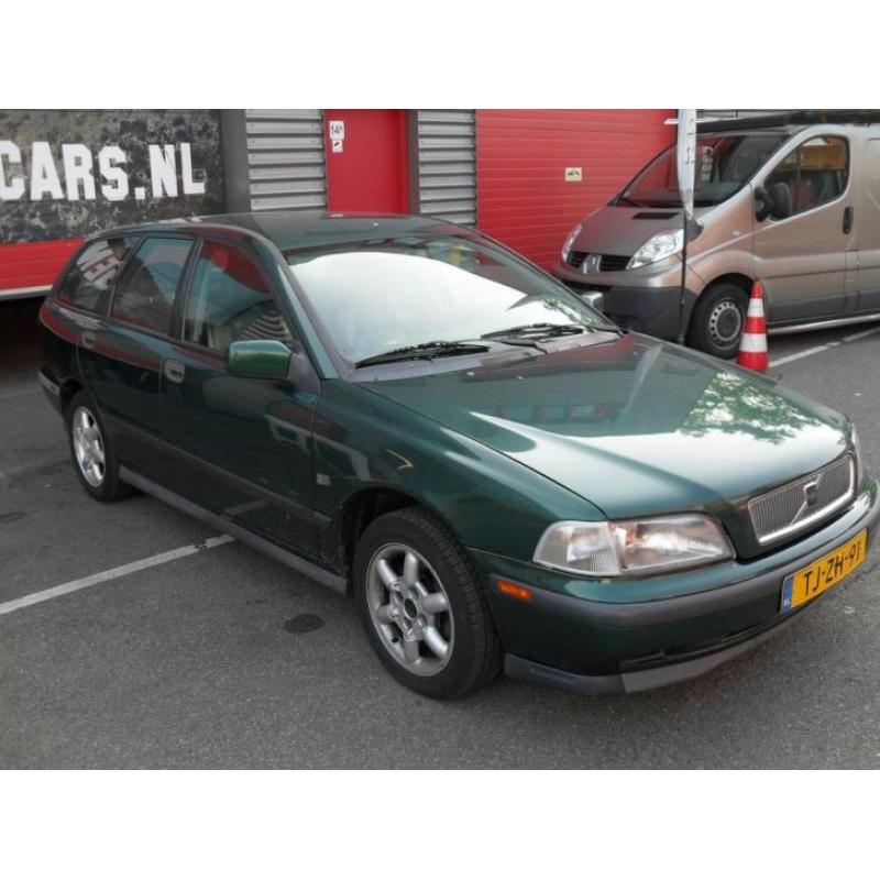 Volvo V40 Automaat,AIRCO.Leder, trekh,etc.1998,APK 2017,€650