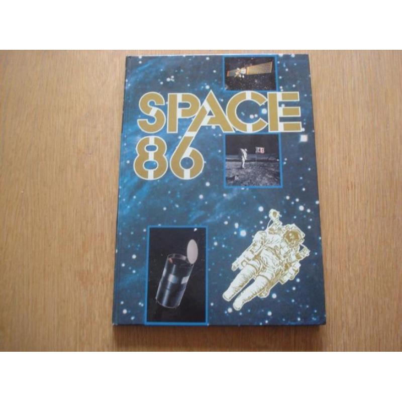 Boek ruimtevaart Space 86