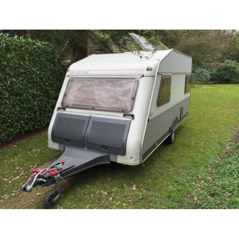 Mooie Kip Caravan 44T