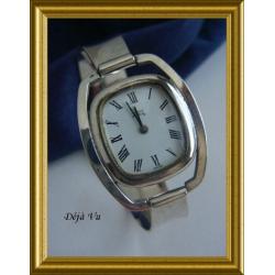 Nr. 2070 : Mooi zilveren opwind horloge : Indus