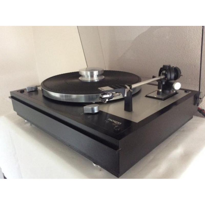 Klasse speler Thorens TD-160 in nieuwstaat te koop.