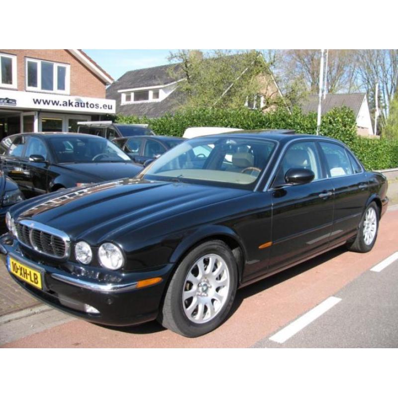 Jaguar XJ 3.0 V6 Nieuwstaat,Clima,Schuifdak,Navi,Elec.Pakket