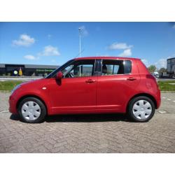 Suzuki Swift 1.3 5DR COMFORT, AANBIEDING !