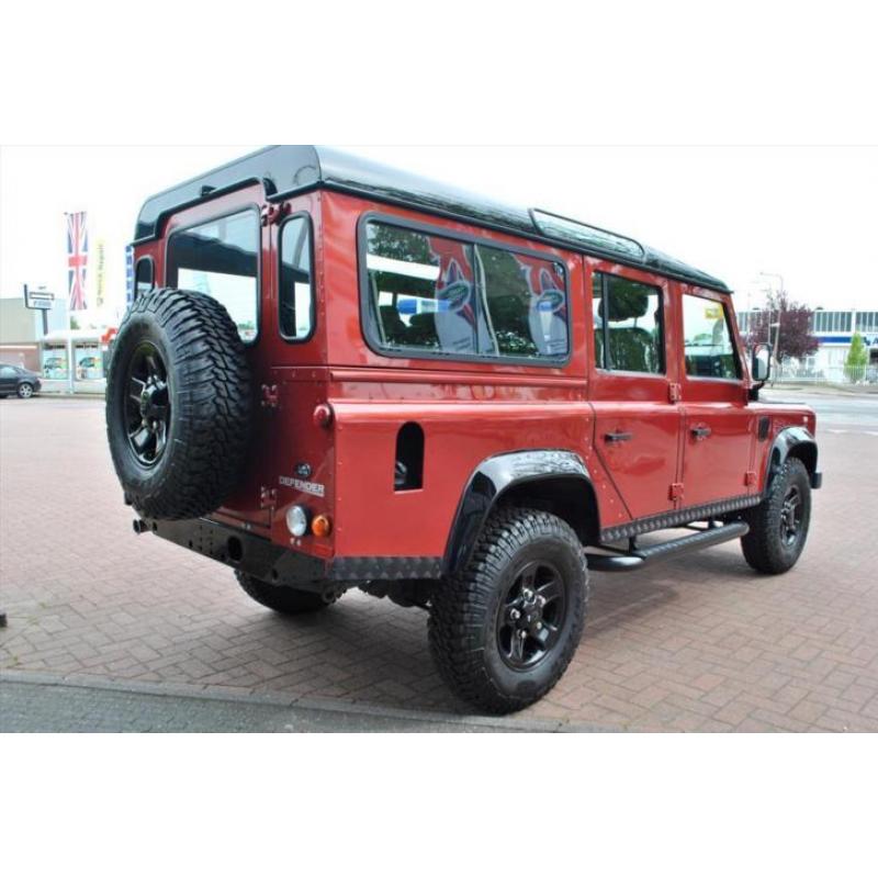 LAND ROVER Defender 110 2.4D STATION WAGON SE