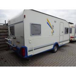 Knaus BleuLine 450 TF Fransbed / rondzit