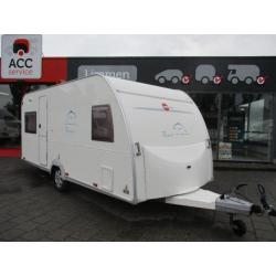 Burstner Flipper 460 TS met voortent en luifel