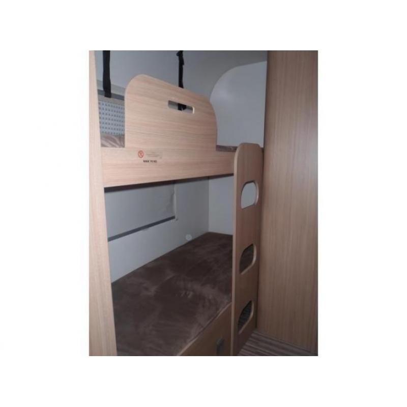 Adria Aviva 350 L Stapelbed 4 pers lichtgew