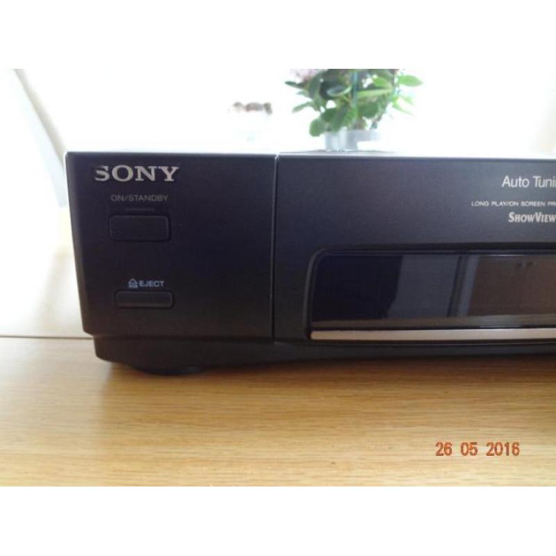 Sony video cassette recorder SLV-E260 VHS