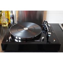 Thorens TD 160 in nieuwstaat in piano zwart hoogglans