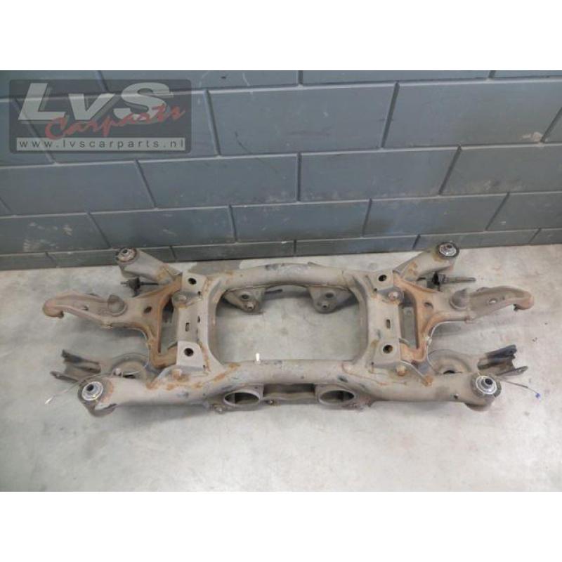 subframe achterzijde 1.9 ddis 4x4 suzuki grand vitara 3-drs