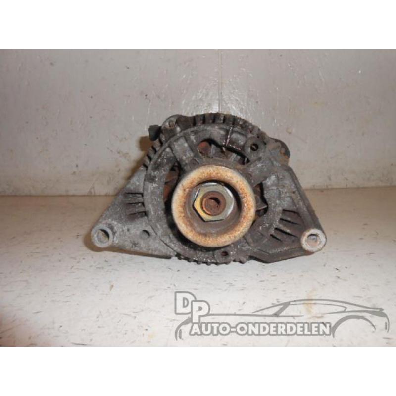 Dynamo 12v 2310054B62 Nissan Micra K11