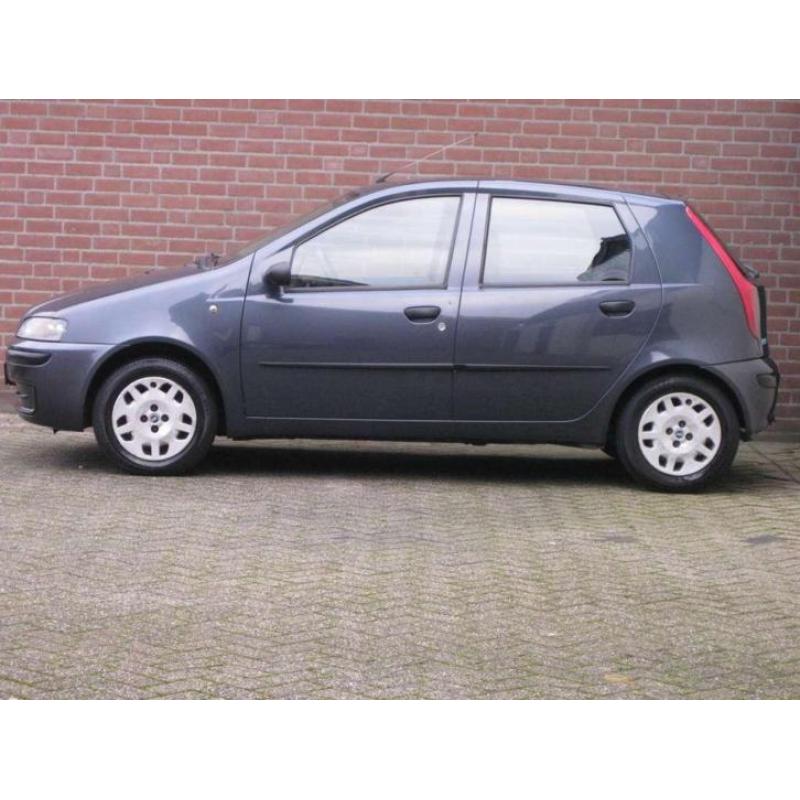 Fiat Punto 1.2-16V AIRCO, 5-Deurs, Elek Pakket, APK 2-2017