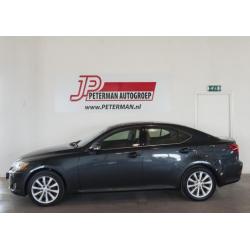 Lexus IS 220d Business Style