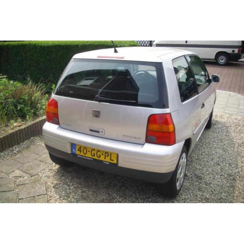 Seat Arosa 1.4 44KW 2000 Grijs/dealer ondh/ nieuw apk.