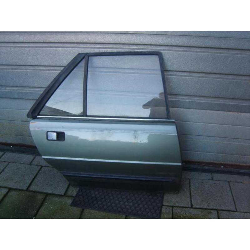 deur Peugeot 305