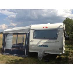 Adria Unica 462 PH 4 complete persoons Caravan