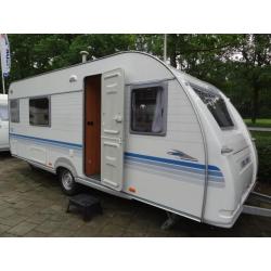 Adria Adora 542 UT (2 ENKELE BEDDEN) (bj 2005)