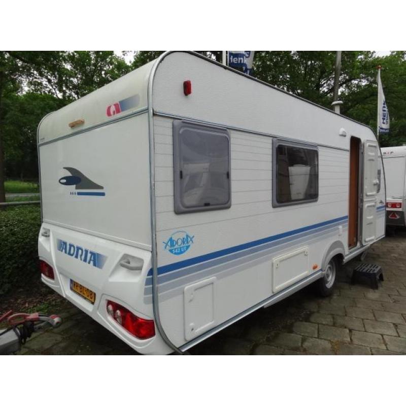 Adria Adora 542 UT (2 ENKELE BEDDEN) (bj 2005)