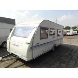 Adria Adora 542 UT (2 ENKELE BEDDEN) (bj 2005)