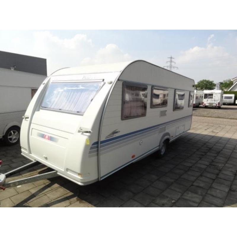 Adria Adora 542 UT (2 ENKELE BEDDEN) (bj 2005)