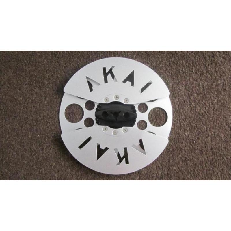 Te koop Akai aluminium reel