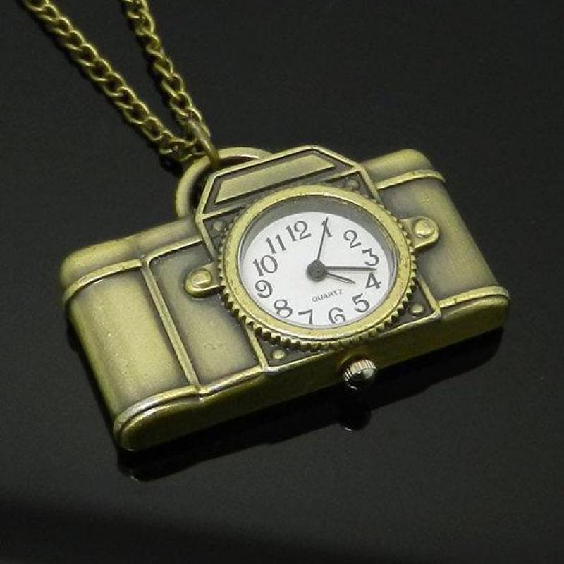 Casual Vintage Camera Design Quartz Chain Pocket Watch