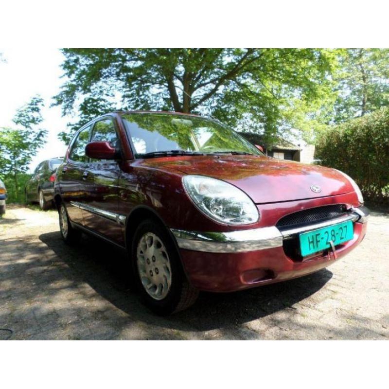 Daihatsu Sirion 1.0 12V ZTi ! MOTOR ROOKT ! (bj 2004)