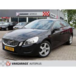 Volvo S60 2.0 D3 Momentum Automaat (163pk), Leder / Navigati