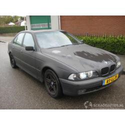 BMW 5 Serie 528i exuctive (bj 1997)