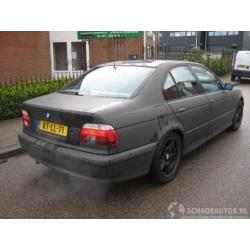 BMW 5 Serie 528i exuctive (bj 1997)