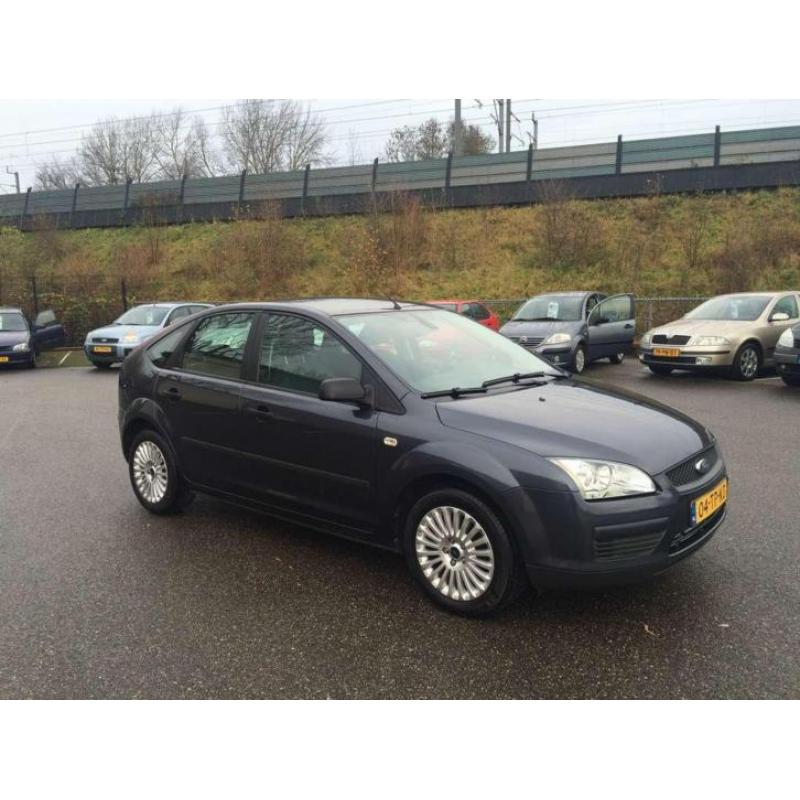 Ford Focus 1.4-16V Ambiente / 118000 km(NAP) /inruil mogelij