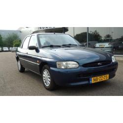 Ford Escort 1.6 Studio (bj 1995)